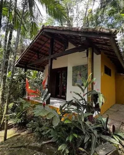 Pousada Bromélias Bangalô Family frente (2)