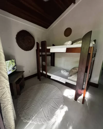 Pousada Bromélias Bangalô Family sala (5)